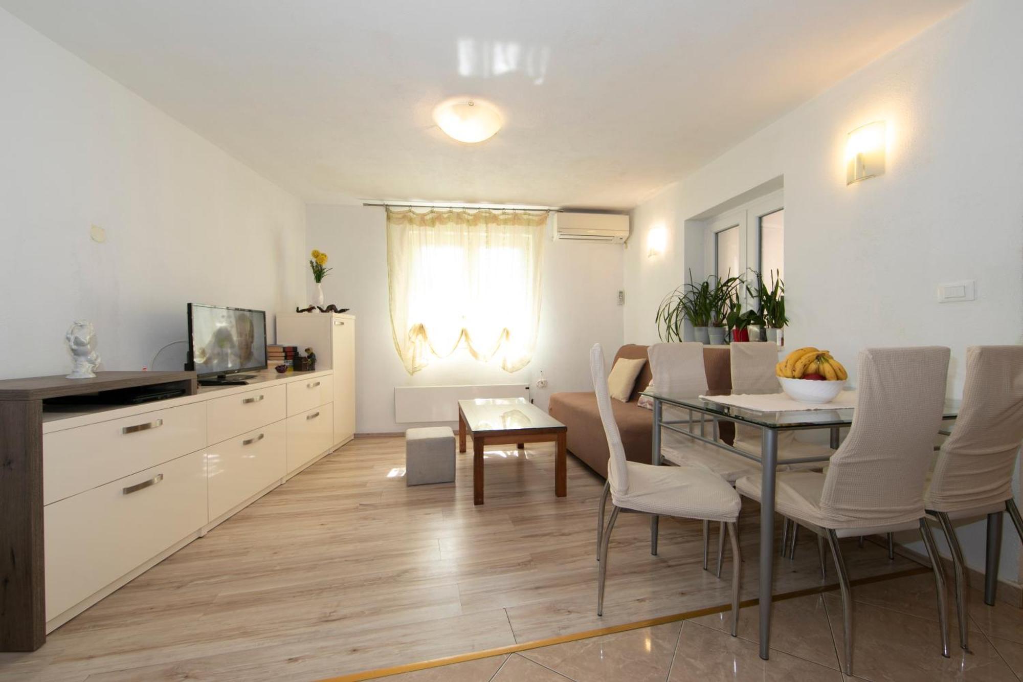 Apartmani Darinka Башка-Вода Экстерьер фото