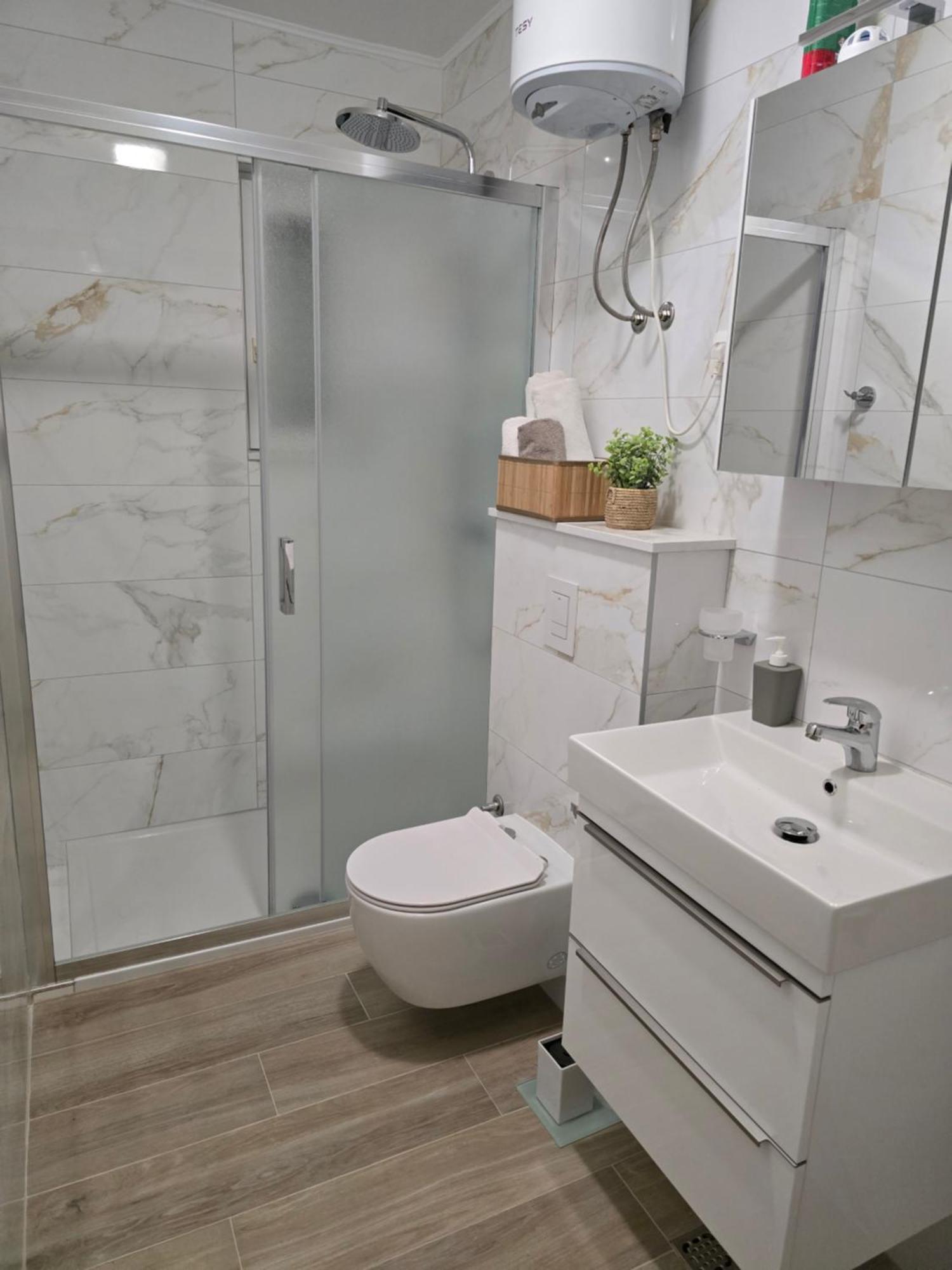 Apartmani Darinka Башка-Вода Экстерьер фото