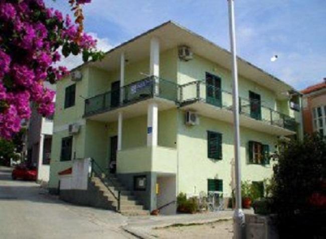 Apartmani Darinka Башка-Вода Экстерьер фото