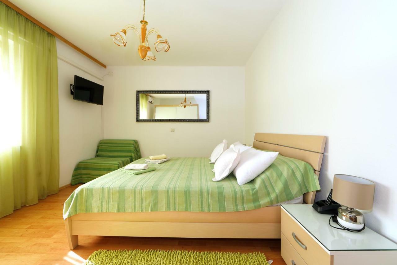 Apartmani Darinka Башка-Вода Экстерьер фото