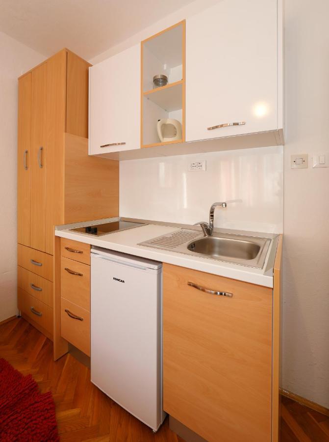 Apartmani Darinka Башка-Вода Экстерьер фото